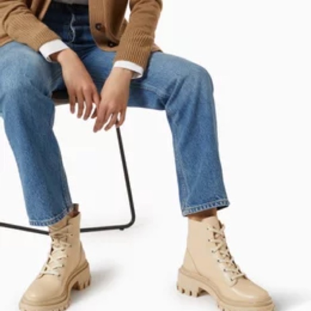 Schutz chunky combat boots neutral leather